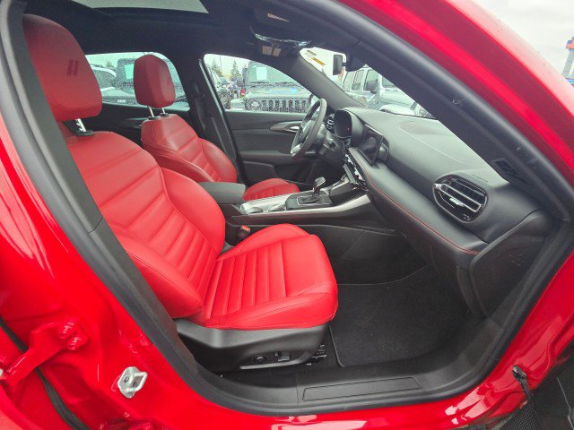 Certified 2024 Dodge Hornet GT Plus image 11