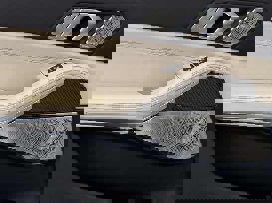 New 2026 BMW X7 M60i image 50