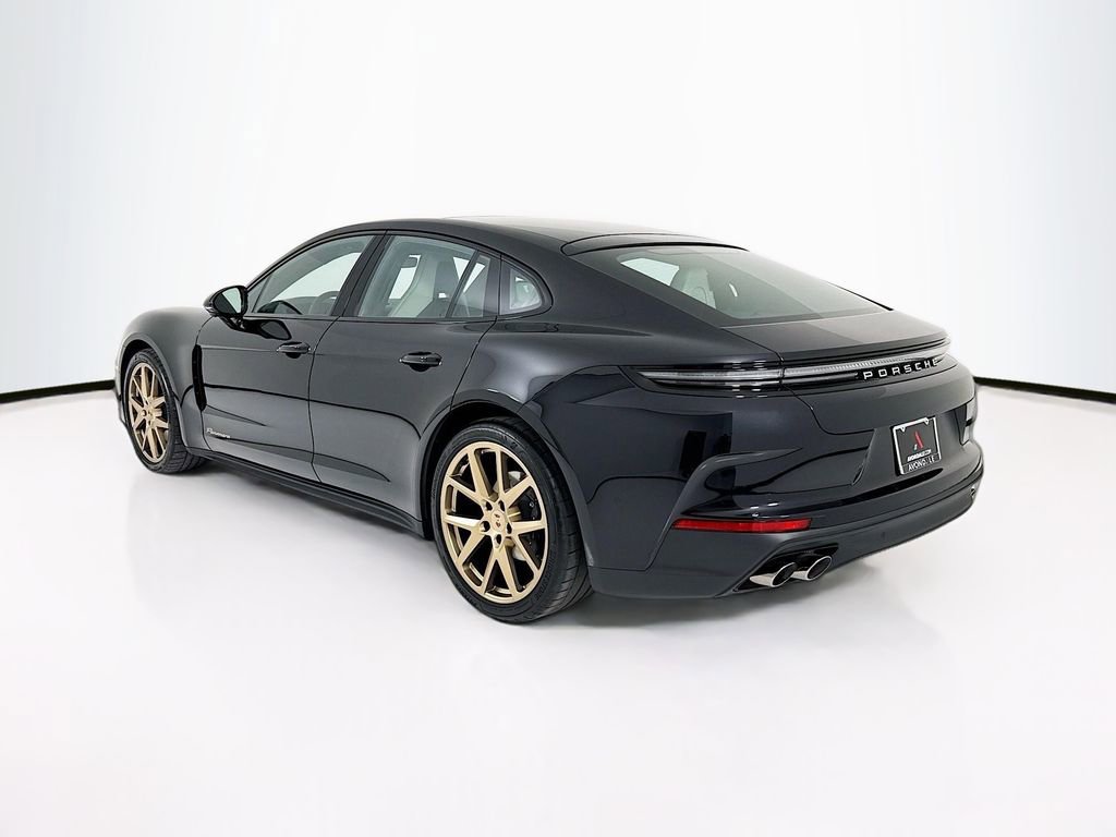 New 2026 Porsche Panamera image 3