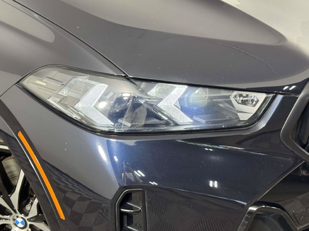 Used 2025 BMW X6 M60i w/ Dynamic Handling Package AWD/4WD image 15