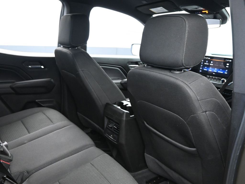 Used 2024 Chevrolet Colorado LT w/ LT Convenience Package image 16