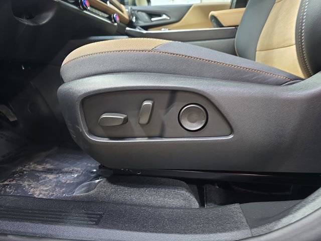 New 2026 Chevrolet Equinox ACTIV w/ Convenience Package III image 32