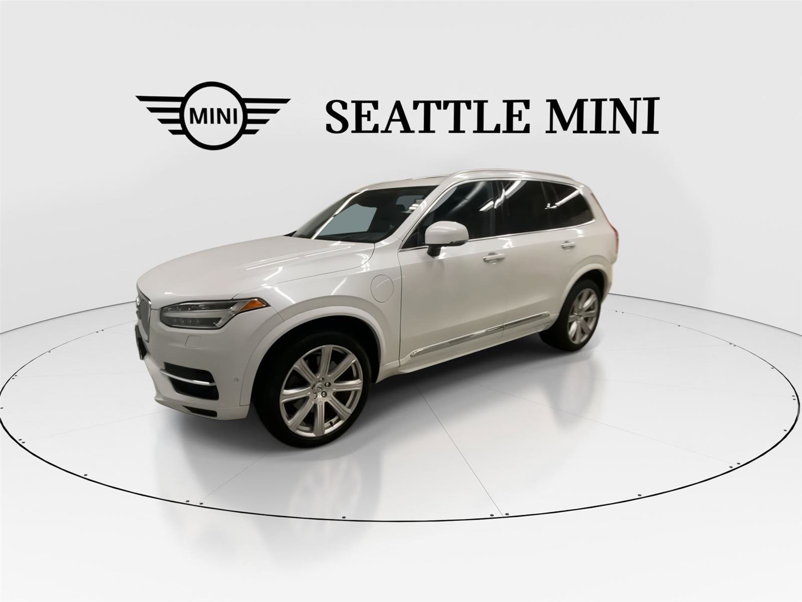 Used 2016 Volvo XC90 T8 Inscription AWD/4WD image 5