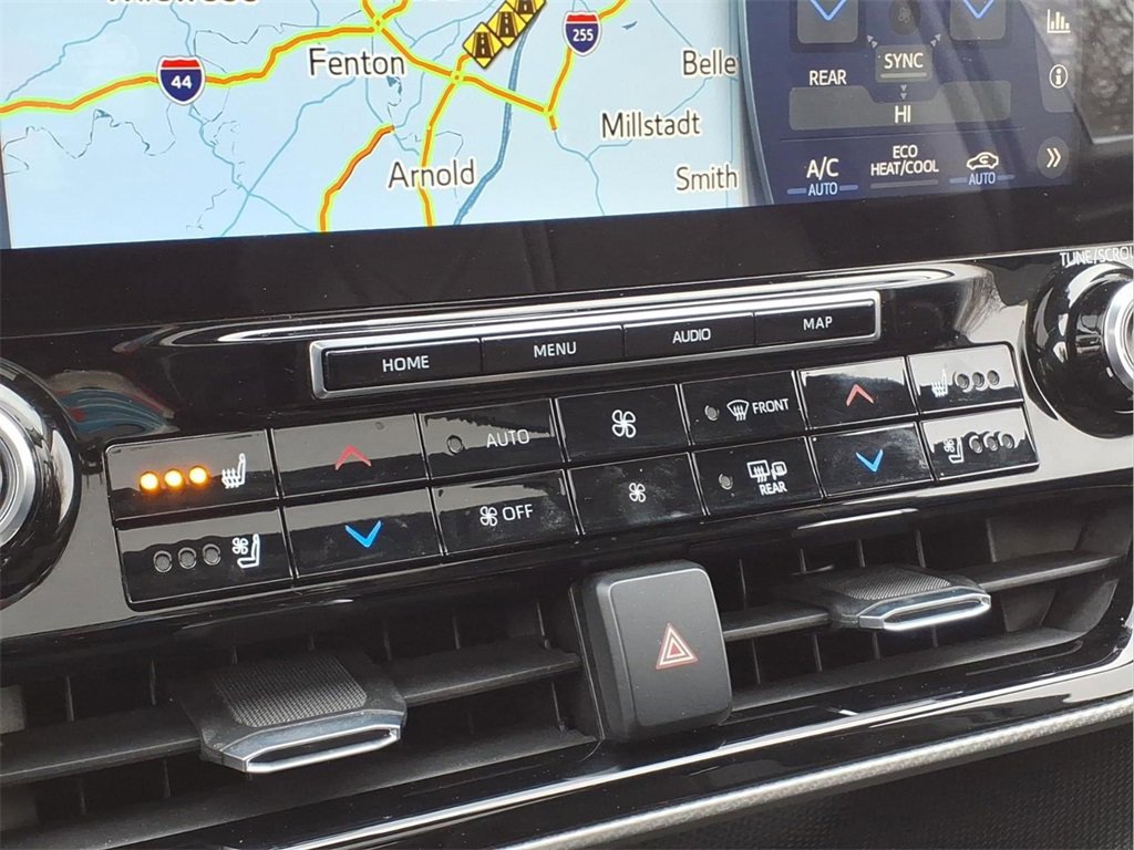 Used 2020 Toyota Highlander Platinum image 7