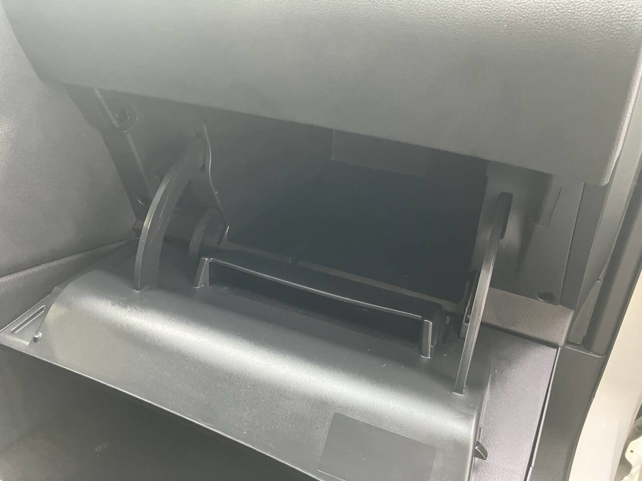 Used 2012 Nissan Rogue S FWD image 34