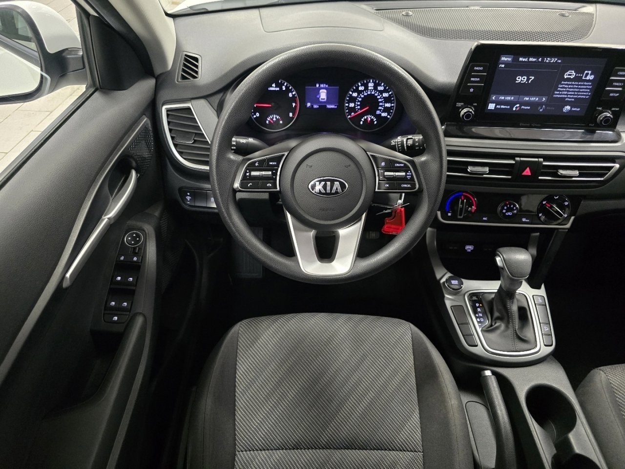 Used 2021 Kia Seltos LX image 23