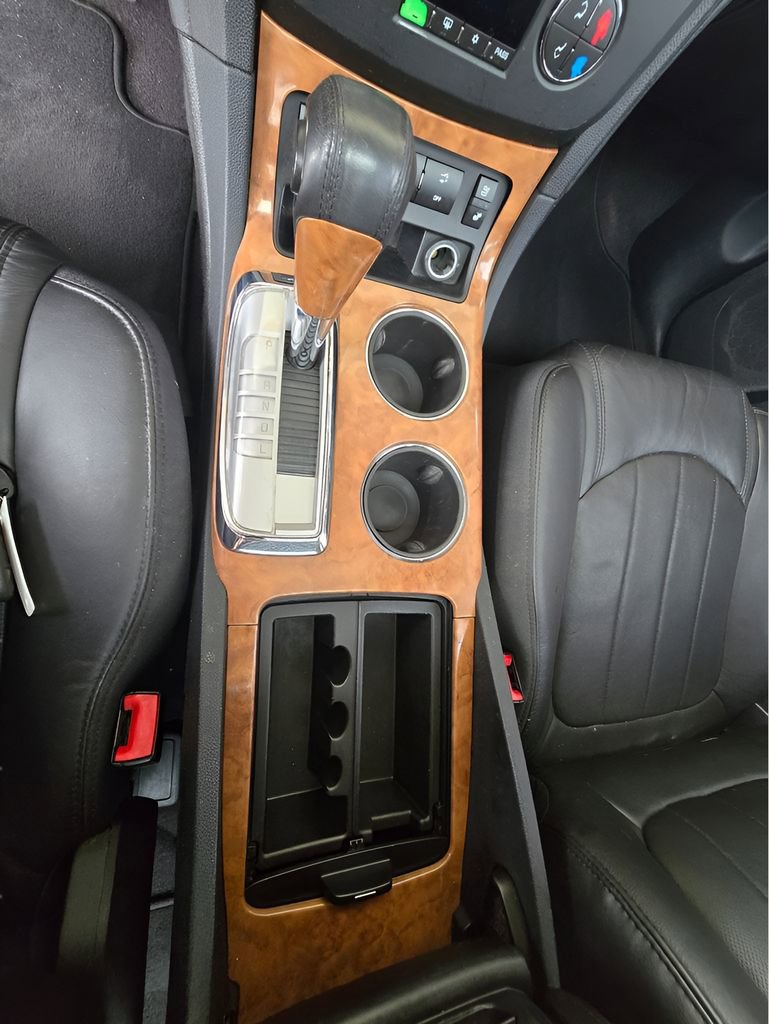 Used 2011 Buick Enclave CXL image 35