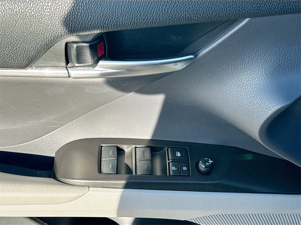 Used 2024 Toyota Camry LE image 19