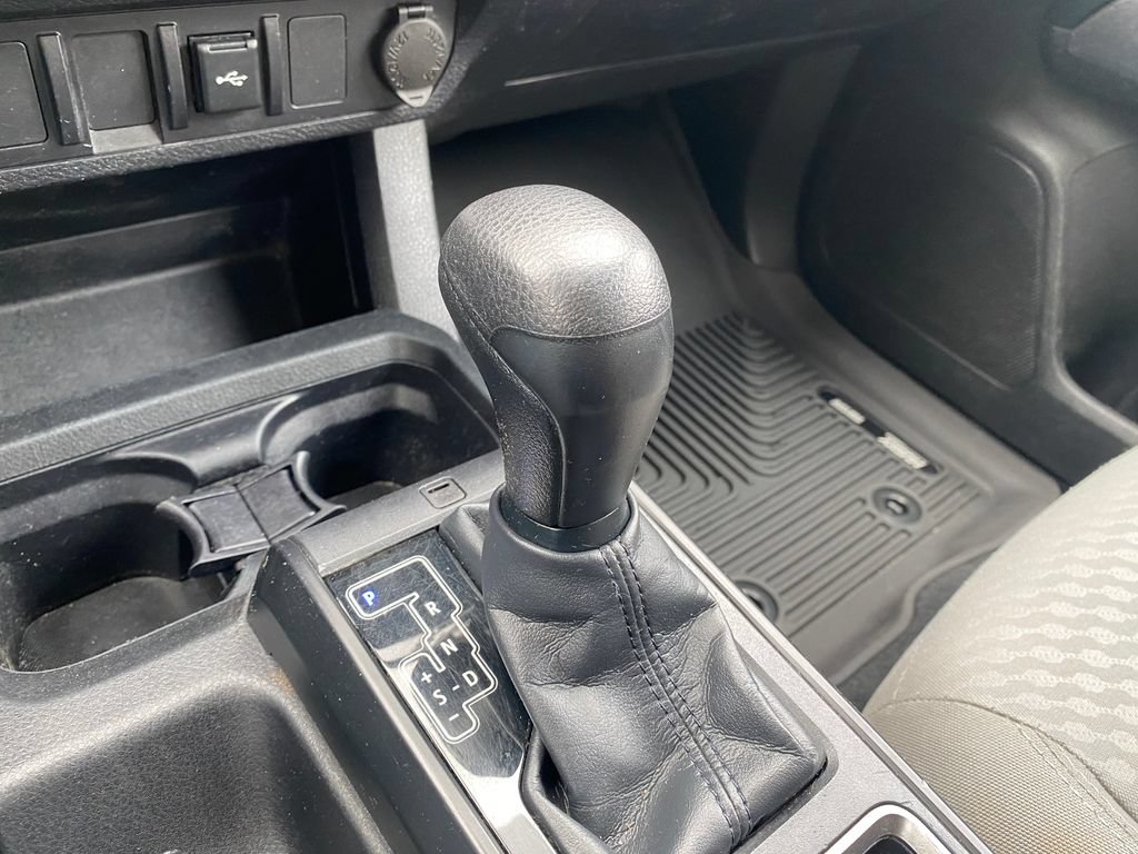 Used 2022 Toyota Tacoma SR RWD image 35