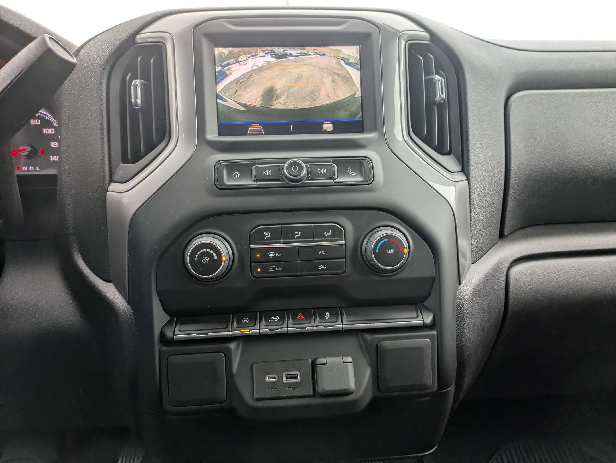 Used 2022 Chevrolet Silverado 1500 Custom image 15