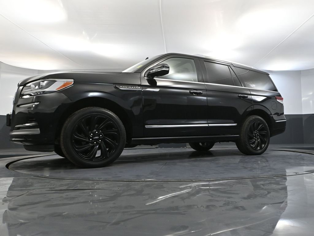 Used 2024 Lincoln Navigator Reserve image 61