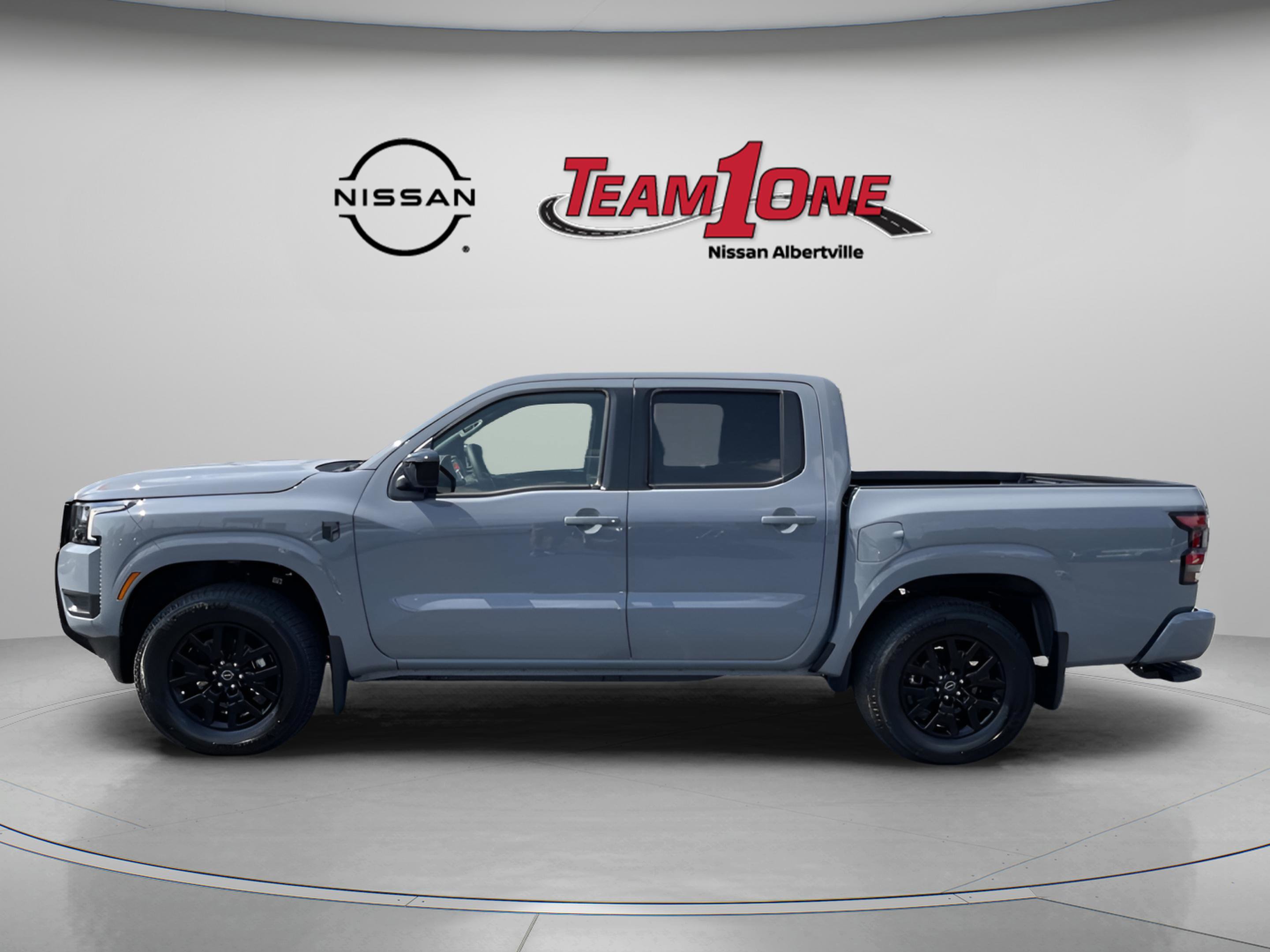 New 2026 Nissan Frontier SV image 2
