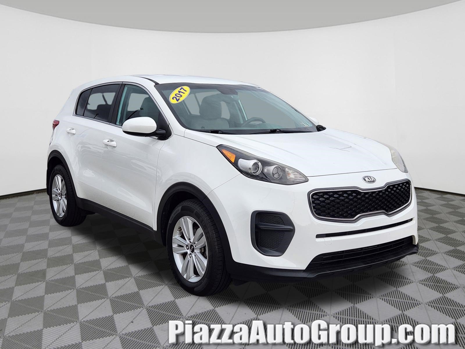 Used 2017 Kia Sportage LX FWD image 1