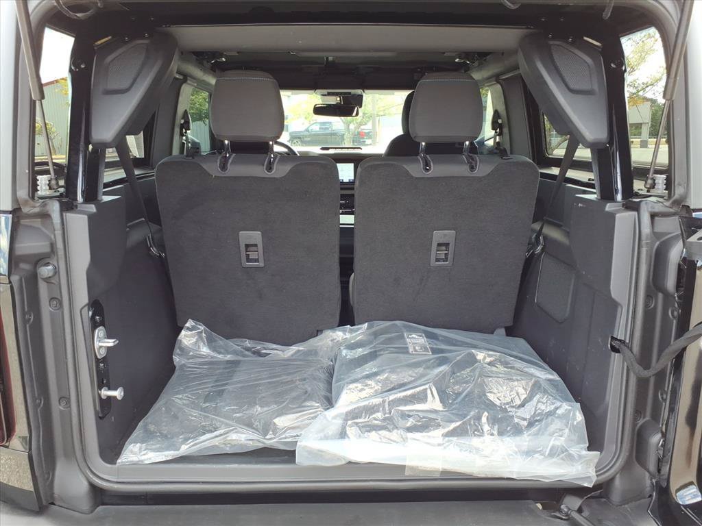 Used 2023 Ford Bronco Wildtrak AWD/4WD image 10