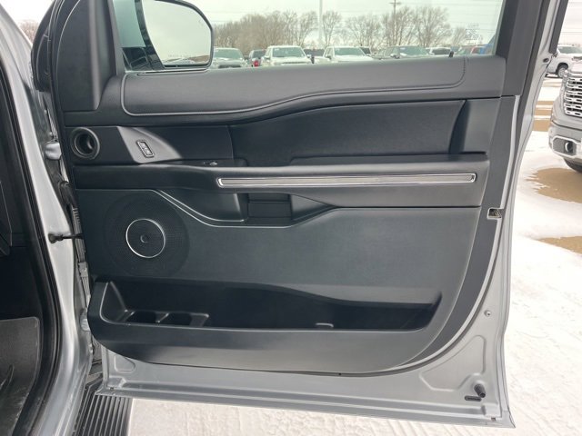 Used 2020 Ford Expedition Max XLT w/ Equipment Group 202A image 56