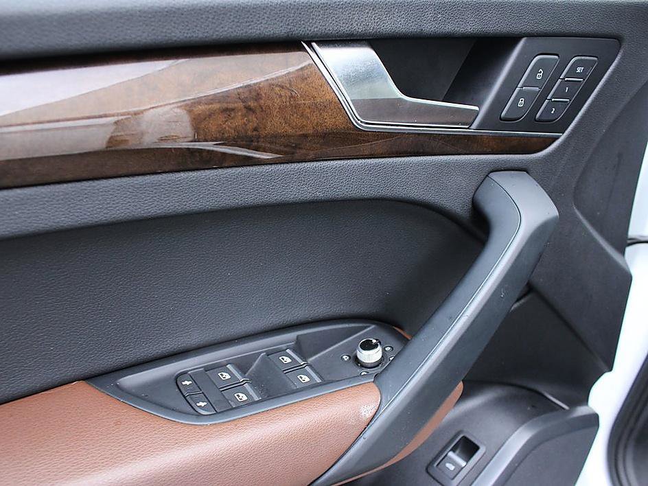 Used 2019 Audi Q5 2.0T Premium w/ Convenience Package image 9