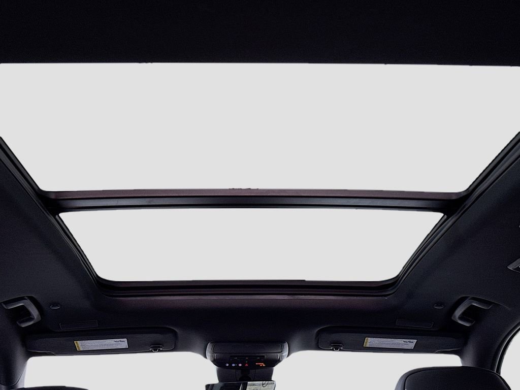 New 2026 Chevrolet Traverse LT w/ Enhanced Driving Package image 22