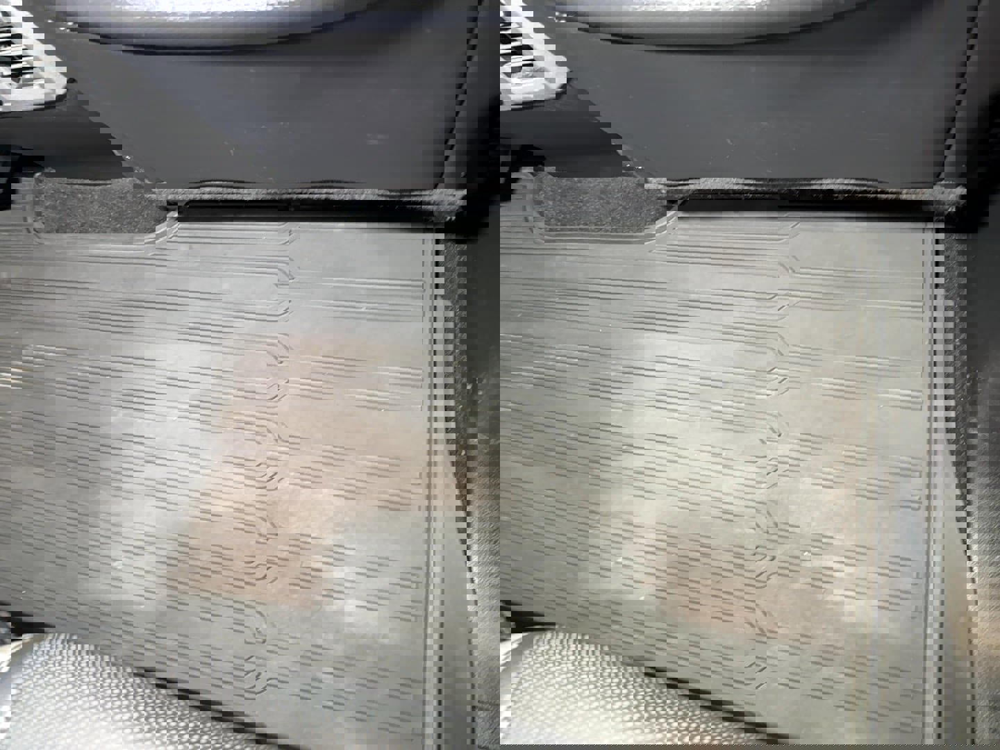 Used 2018 Ford F150 Raptor w/ Equipment Group 802A Luxury image 94