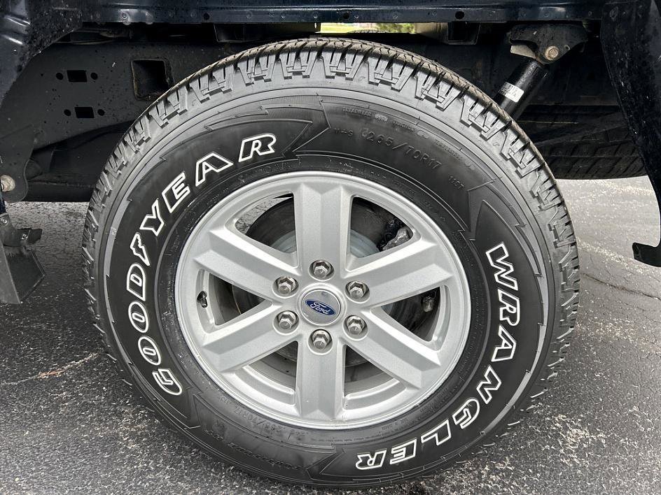 Used 2022 Ford F150 XLT w/ Bed Utility Package image 29