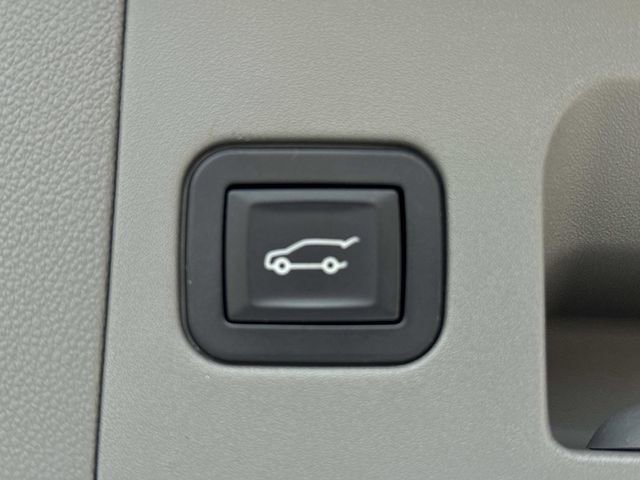 Used 2018 Cadillac XT5 Premium Luxury FWD image 11