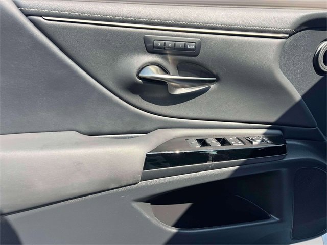 Used 2022 Lexus ES 350 F Sport image 21