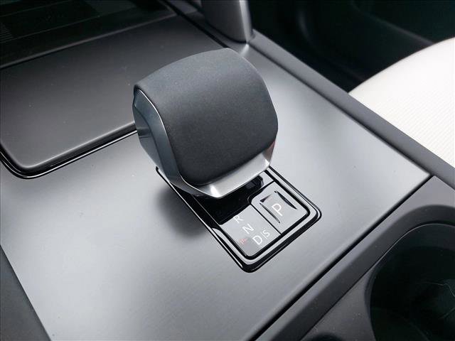 Used 2025 Land Rover Discovery Sport S AWD/4WD image 21