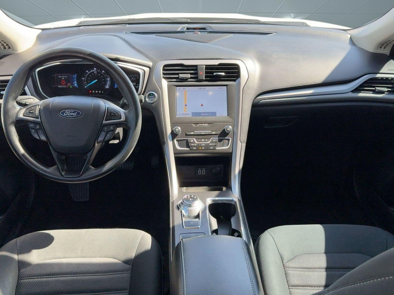 Used 2020 Ford Fusion SE image 15