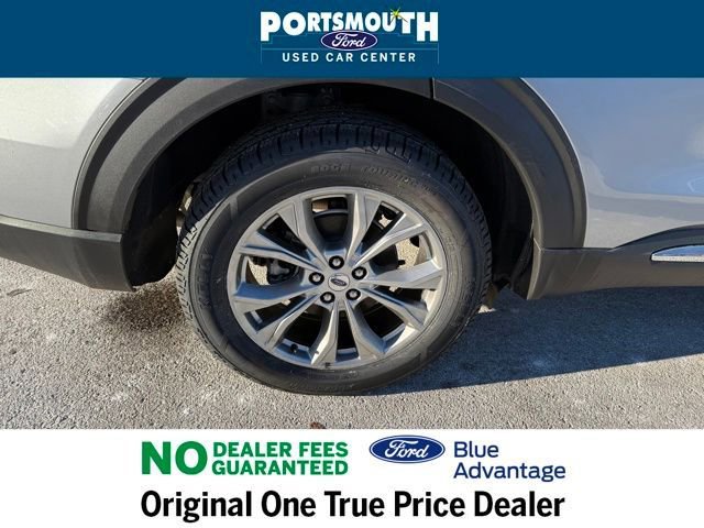 Used 2022 Ford Explorer XLT w/ Equipment Group 202A AWD/4WD image 34