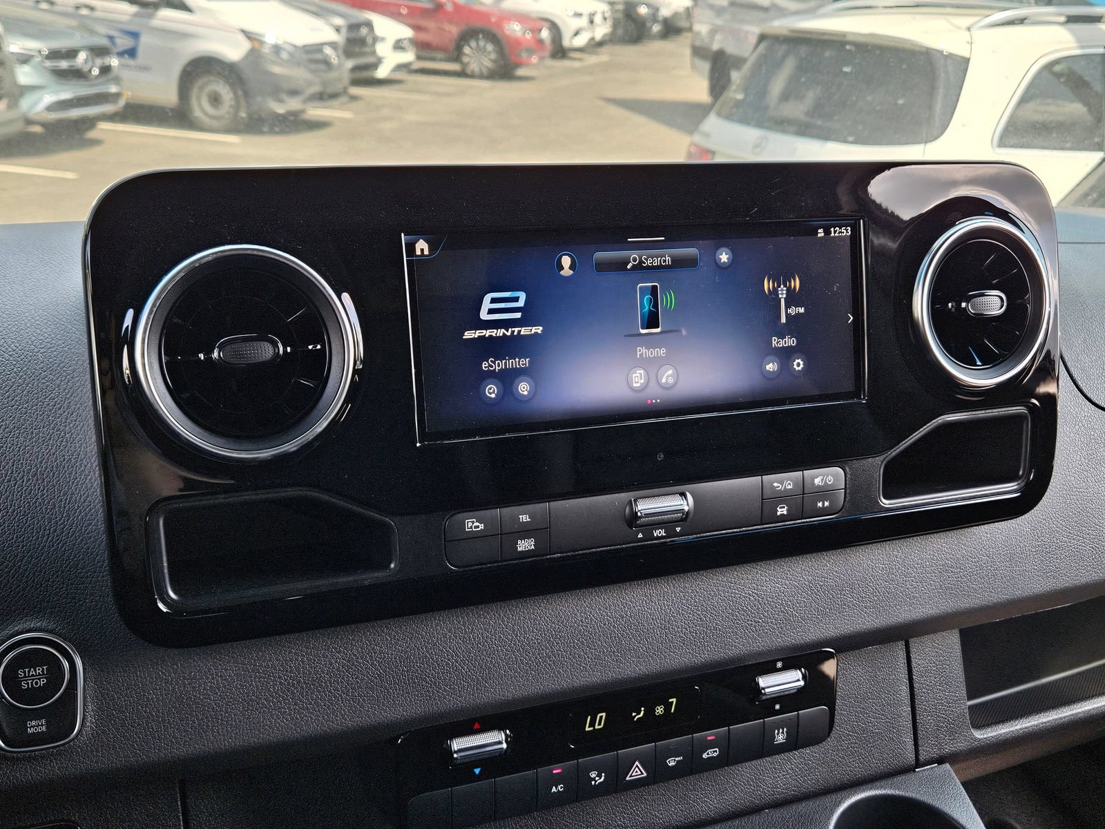 New 2024 Mercedes-Benz eSprinter 170 Cargo image 18