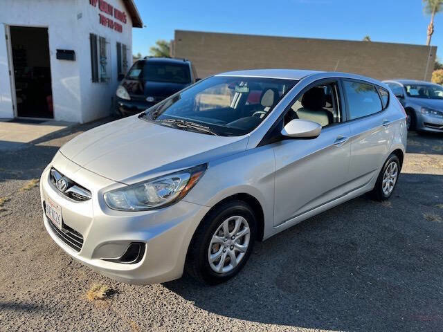 Used 2012 Hyundai Accent GS image 5