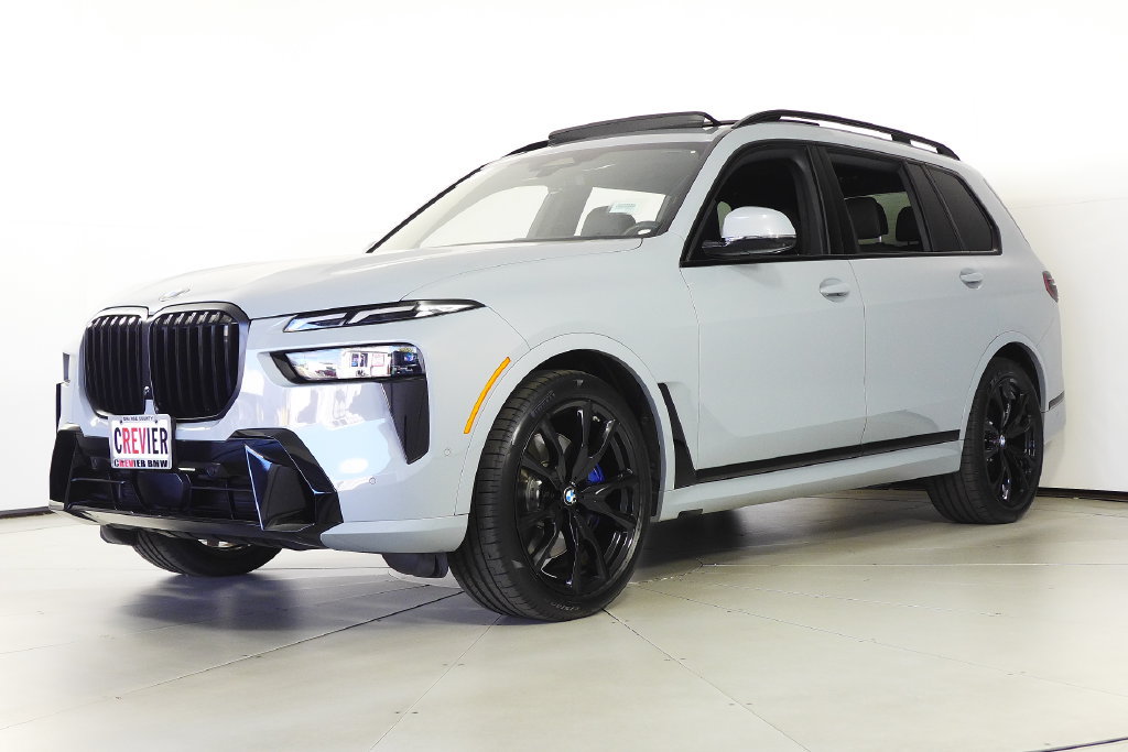 Certified 2024 BMW X7 xDrive40i w/ M Sport Package AWD/4WD image 2