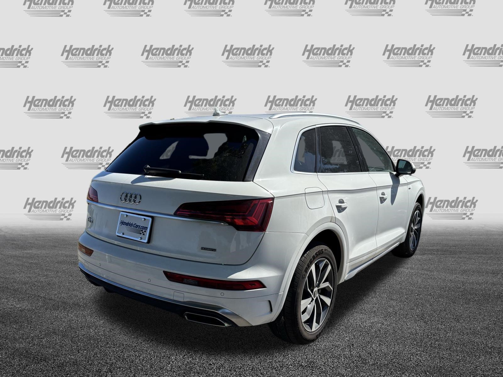 Used 2023 Audi Q5 2.0T Premium w/ Convenience Package AWD/4WD image 10