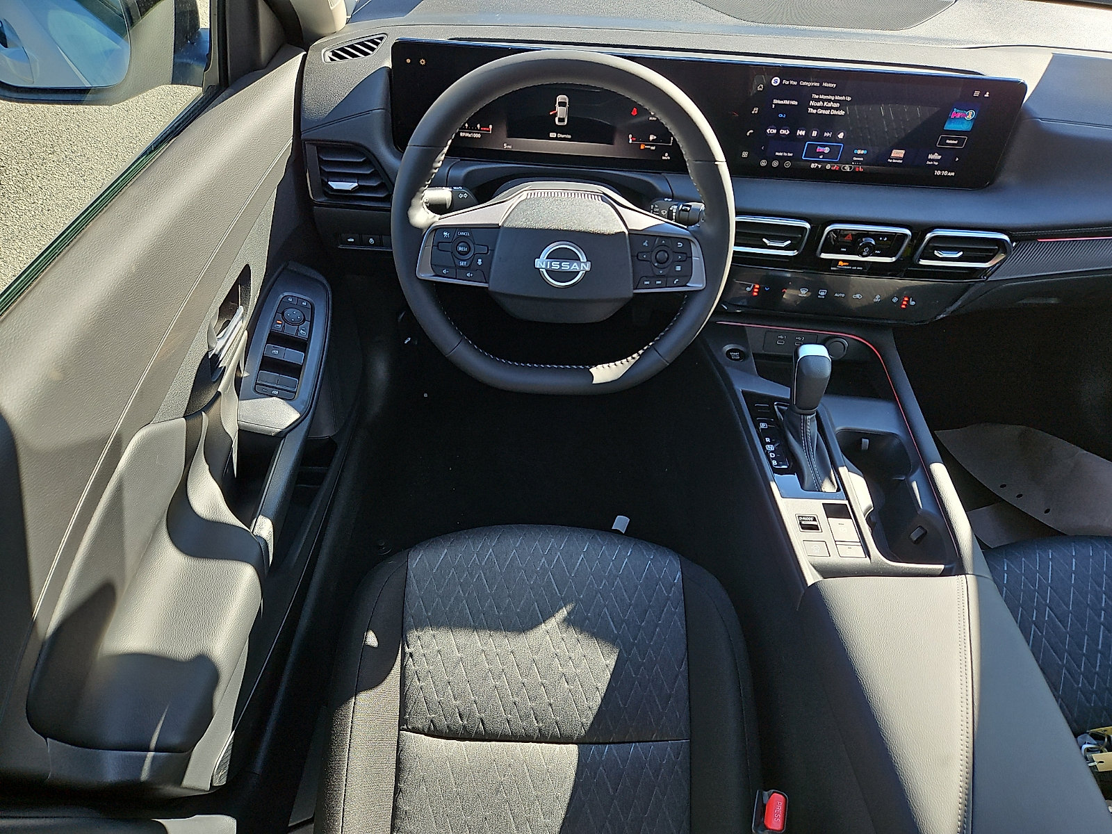 New 2026 Nissan Sentra SV w/ SV Convenience Package FWD image 9