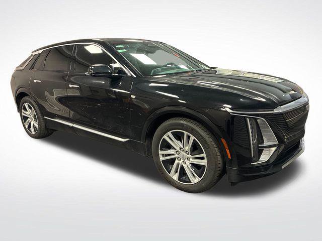 Certified 2024 Cadillac Lyriq Tech RWD image 39