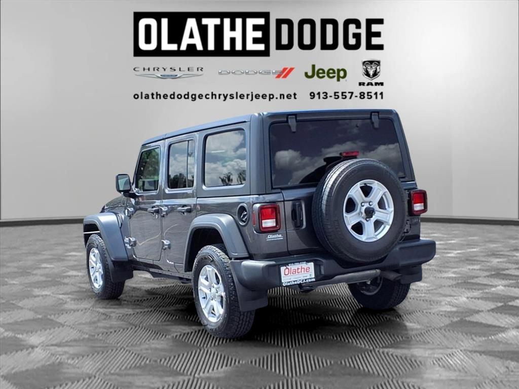 Used 2021 Jeep Wrangler Unlimited Sport image 3