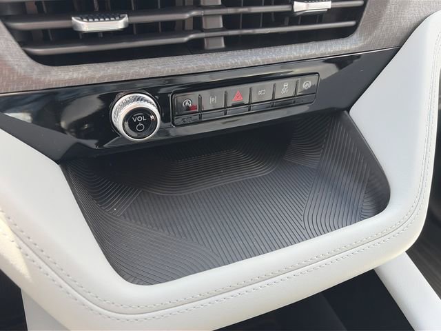 New 2026 Ford Explorer Platinum image 26