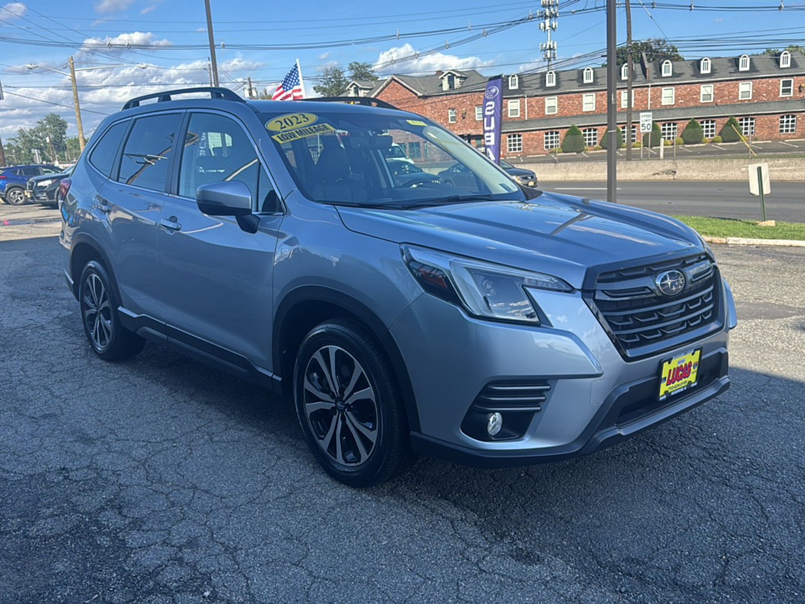 Certified 2023 Subaru Forester Limited AWD/4WD image 4
