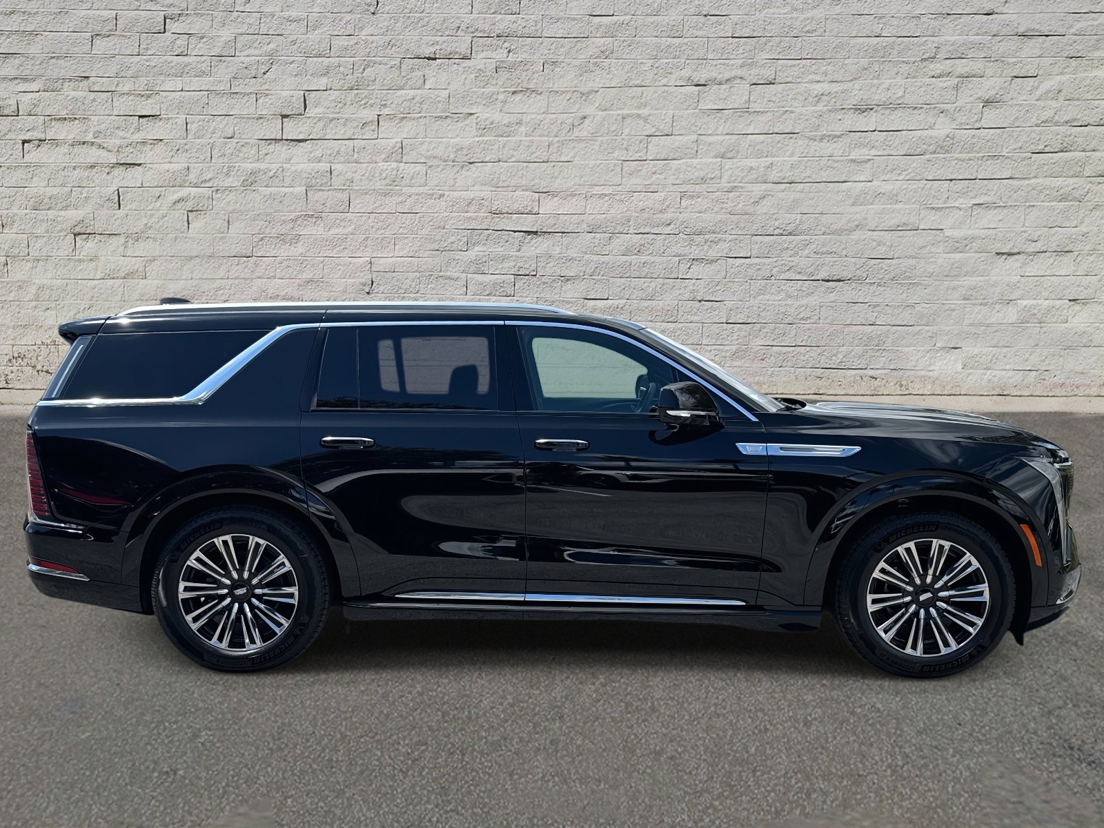 New 2026 Cadillac Escalade IQL Luxury image 6