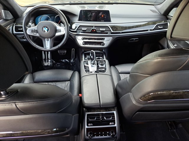 Used 2019 BMW M760i xDrive w/ Luxury Rear Seating Package image 12