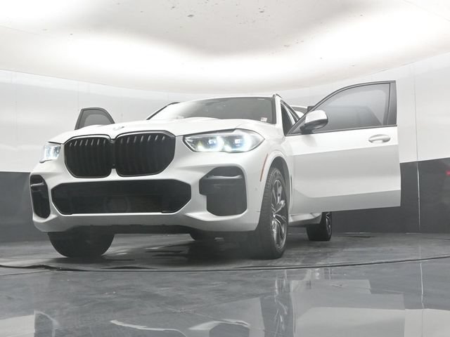 Used 2023 BMW X5 M50i w/ Executive Package AWD/4WD image 65