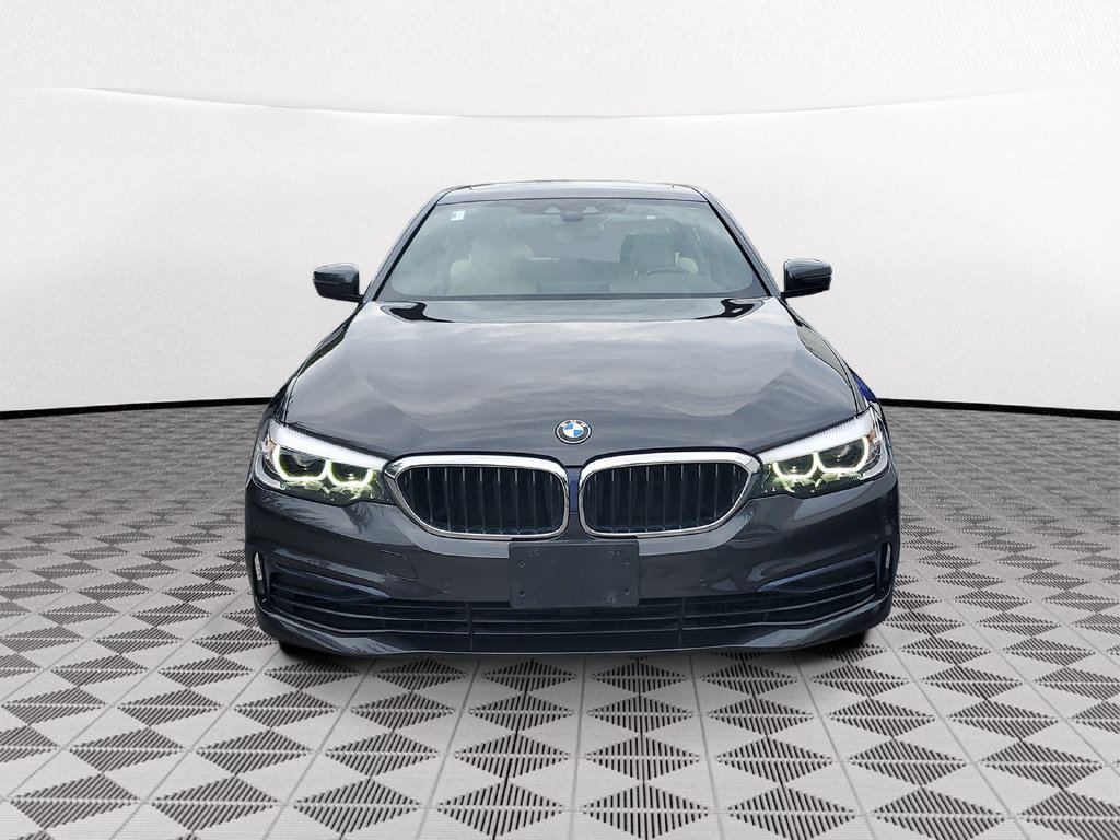 Used 2020 BMW 540i xDrive w/ Convenience Package AWD/4WD image 2