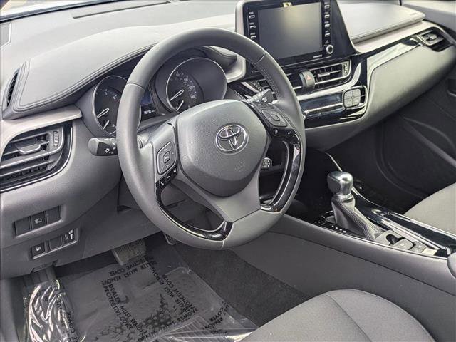 Used 2022 Toyota C-HR Nightshade image 9