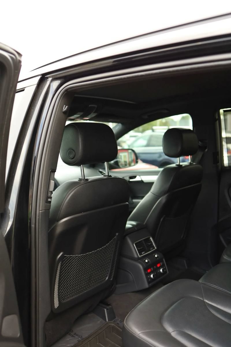 Used 2015 Audi Q7 3.0T S line Prestige AWD/4WD image 31