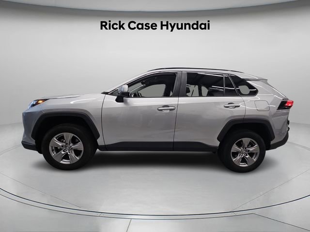 Used 2023 Toyota RAV4 XLE image 3