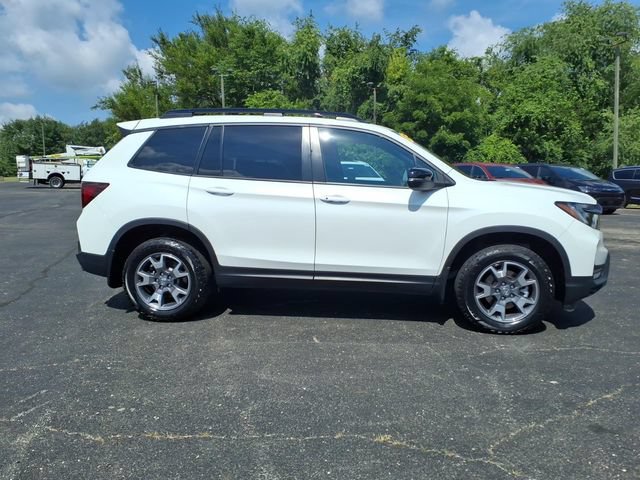 Used 2022 Honda Passport TrailSport image 8