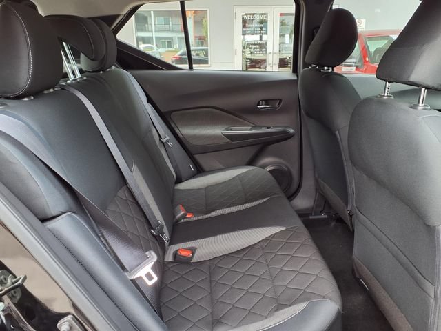 Used 2020 Nissan Kicks SV FWD image 24