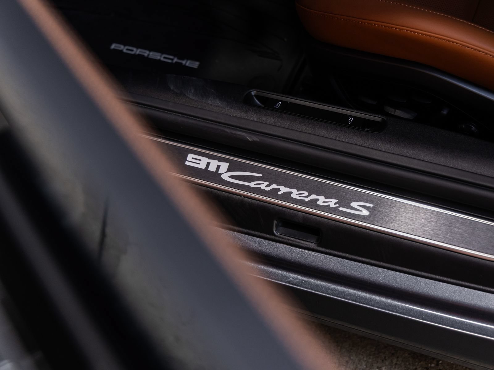 Certified 2025 Porsche 911 Carrera S RWD image 23