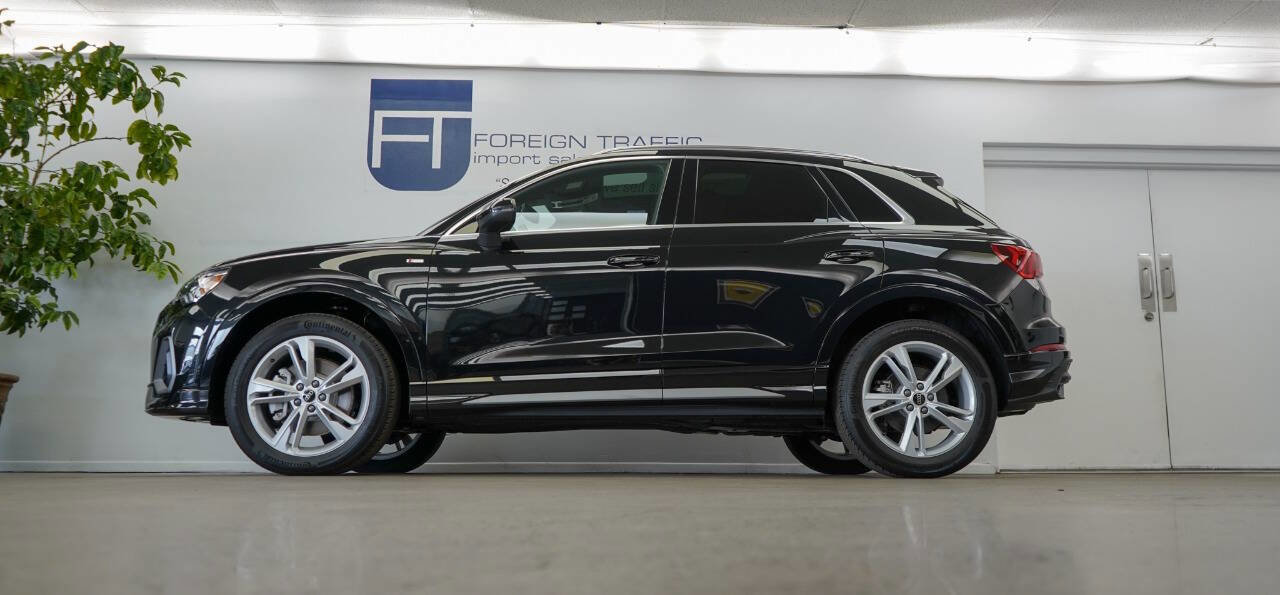 Used 2024 Audi Q3 2.0T Premium Plus w/ Premium Plus Package image 34