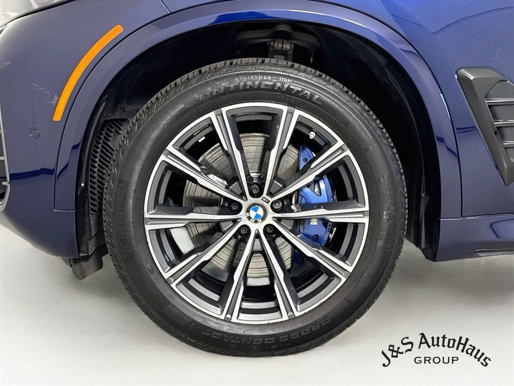 Used 2025 BMW X5 xDrive40i w/ M Sport Package AWD/4WD image 39