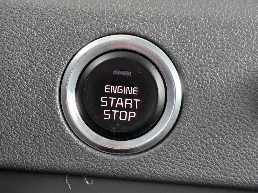 Used 2019 Kia Niro EX FWD image 17